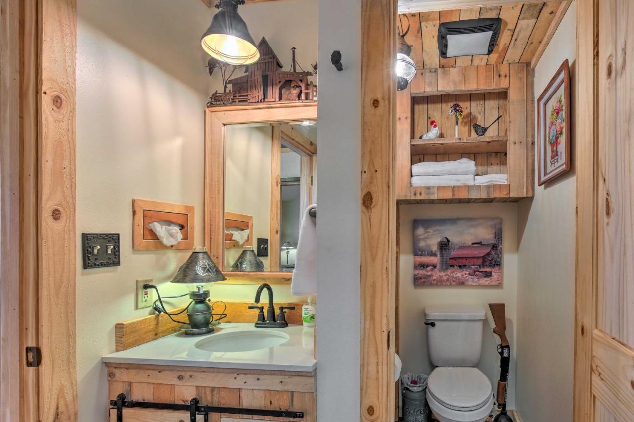 Kerrville Converted Barn Tiny Home With Kayaks! Eksteriør billede